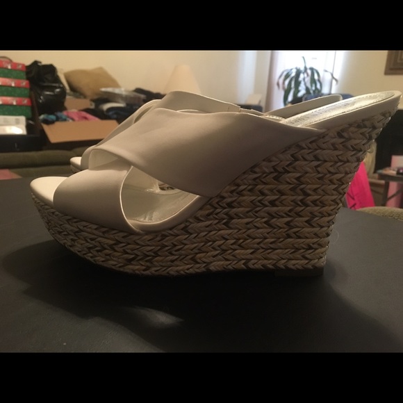 Sandals with wedges/heels - Picture 2 of 6